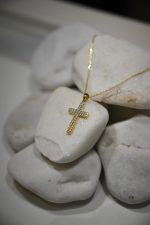 Επιχρυσωμένος σταυρός ασημένιος 925 με ζιργκόν