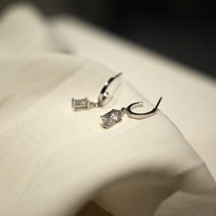 Κρικός ασημένιος 925 με κρεμαστή πέτρα